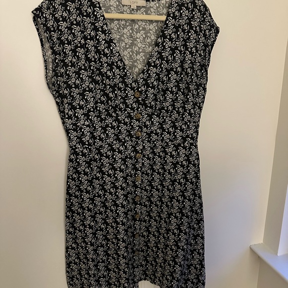 LOFT Dresses & Skirts - LOFT Black and White Floral Button-Front Mini Dress